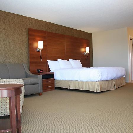 Budget Host Inn & Suites Saint Ignace Eksteriør billede