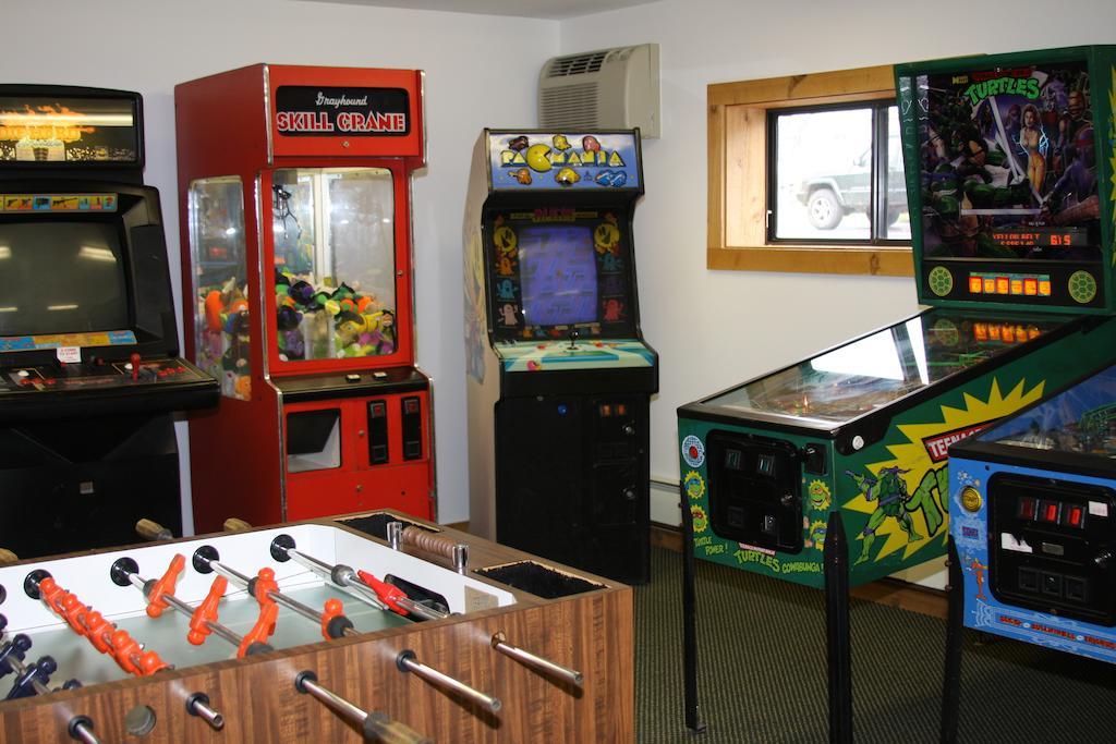 Budget Host Inn & Suites Saint Ignace Eksteriør billede